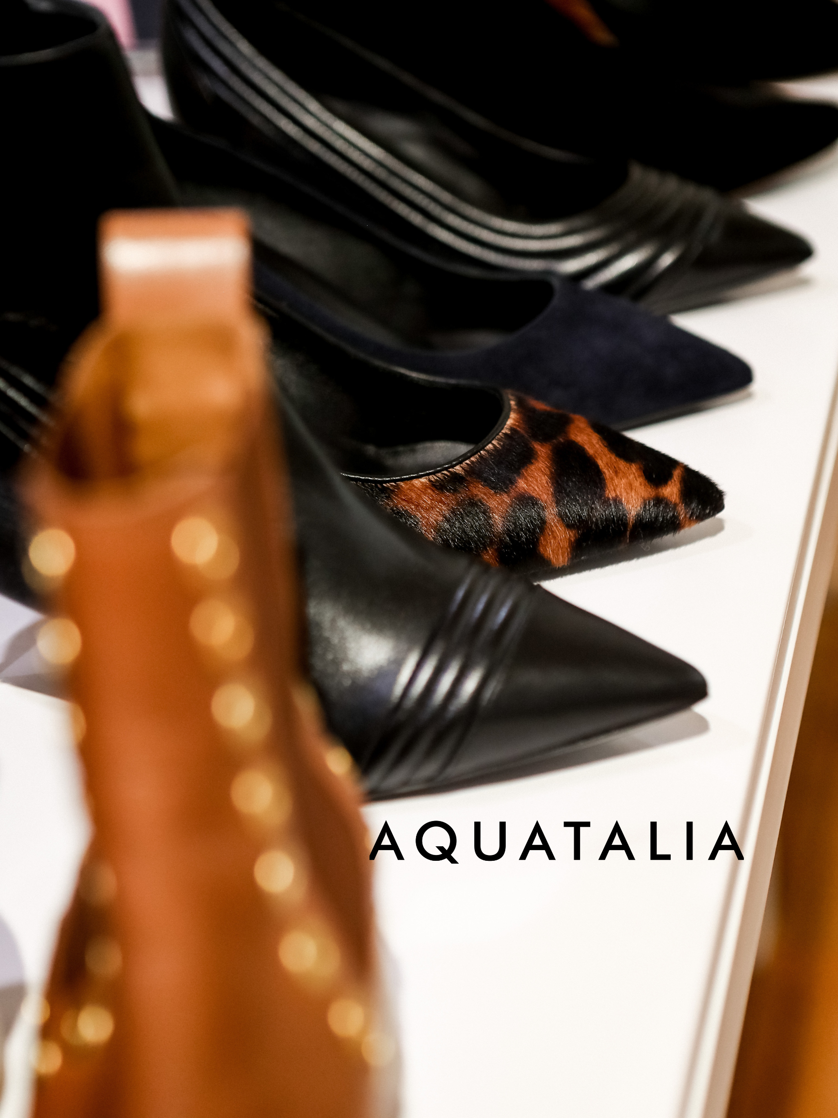 Aquatalia hot sale pumps sale