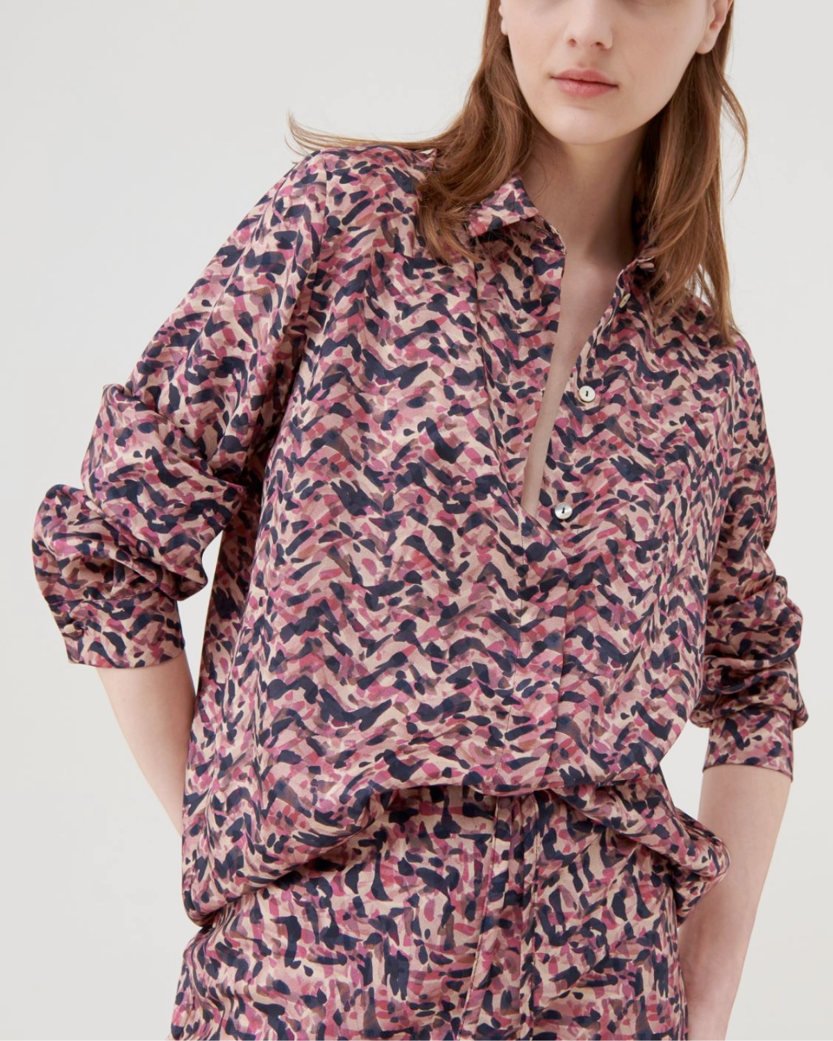 Best Printed Classic Blouse (Cyclamen)